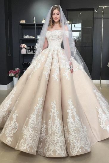 Charming Off Shoulder A-line Princess Bridal Gown with White Lace Appliques