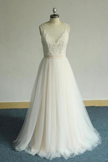 Chic Straps Sleeveless Appliques Wedding Dress | A-line Tulle White Bridal Gowns