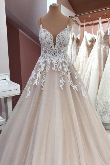 Romantic Tulle A-line Wedding Dress with 3D White Lace Appliques_1