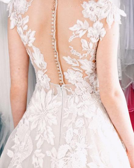 Romantic White Floral Lace V-Neck Sleeveless Tulle A-line Wedding Dress_4
