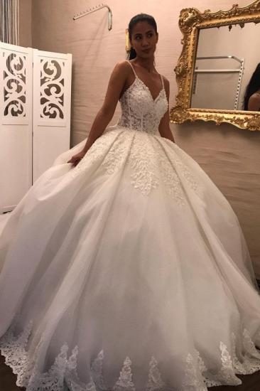 Elegant Spaghetti Straps Hollow Lace A-line Ball Gowns with Appliques_1