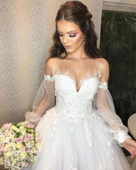 Elegant Off Shoulder Bubble Sleeves  Aline Tulle Lace Wedding Dress for Women_4