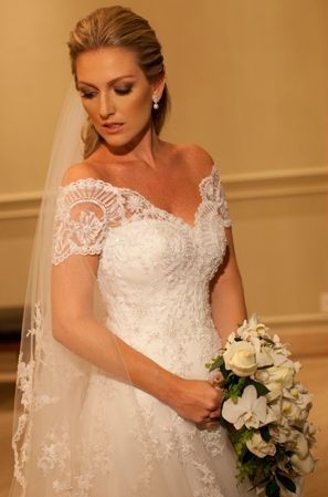 Elegant Short Sleeve White Lace Wedding Dress A-Line Sweep Train 2022 Formal Bridal Gown_1