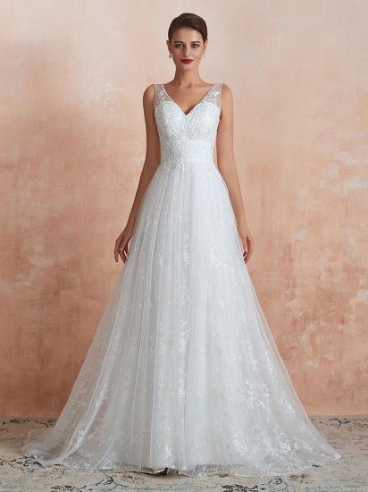 White Sleeveless V Neck Tulle Lace A-Line Wedding Dresses_4