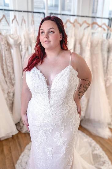 Stunning Appliquéd Lace Spaghetti Straps Long Mermaid Backless Wedding Dress