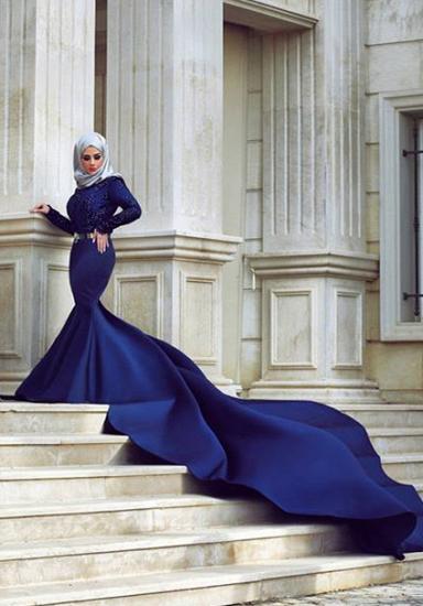 Sexy blaues Langarm-Abendkleid im arabischen Stil mit Pailletten-Kathedralenschleppe Arabische Foraml-Kleider für besondere Anlässe