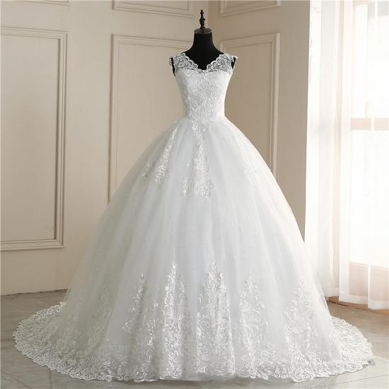 Elegant White V-neck Sleeveless Ball Gown Lace Wedding Dress_7