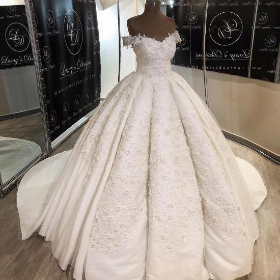 TsClothzone Chic Off-the-shoulder A-line White Wedding Dresses Satin Ruffles Lace Bridal Gowns With Appliques Online_3