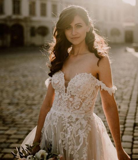 Romantic Off Shoulder Tulle Wedding Dress for Bride_4