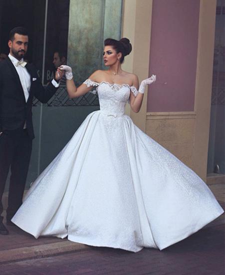 Elegant Off the Shoulder Lace Wedding Dresses Sleeveless Floor Length 2022 Bridal Gowns_3