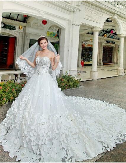 Gorgeous Sweetheart Crystal Wedding Dress Cathedral Train Flowers Bridal Gown_5