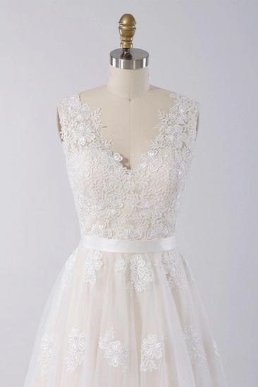 Elegant V-neck A-line Appliques Tulle Wedding Dress_4