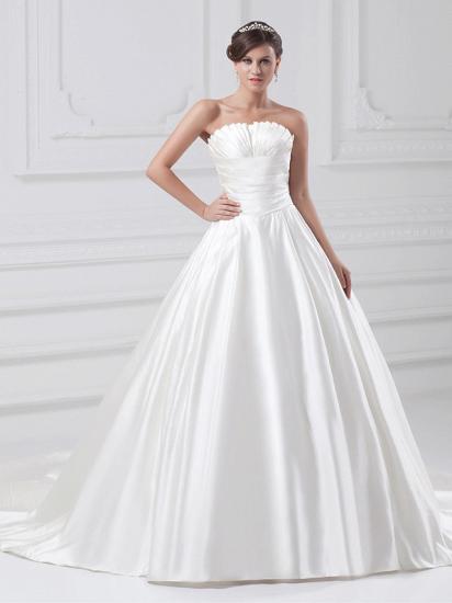 Ballkleid-Hochzeitskleid in Übergröße, trägerloses, trägerloses Satin-Brautkleid mit Hofschleppe_1