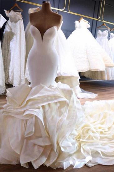 Sexy trägerlose Meerjungfrau Elfenbein Brautkleider | Tiered Rüschen Satin Günstige Brautkleider mit Kathedrale Zug