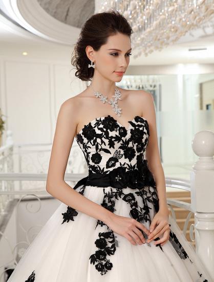 Chic Strapless Tulle Lace Wedding Dresses With Black Appliques_5